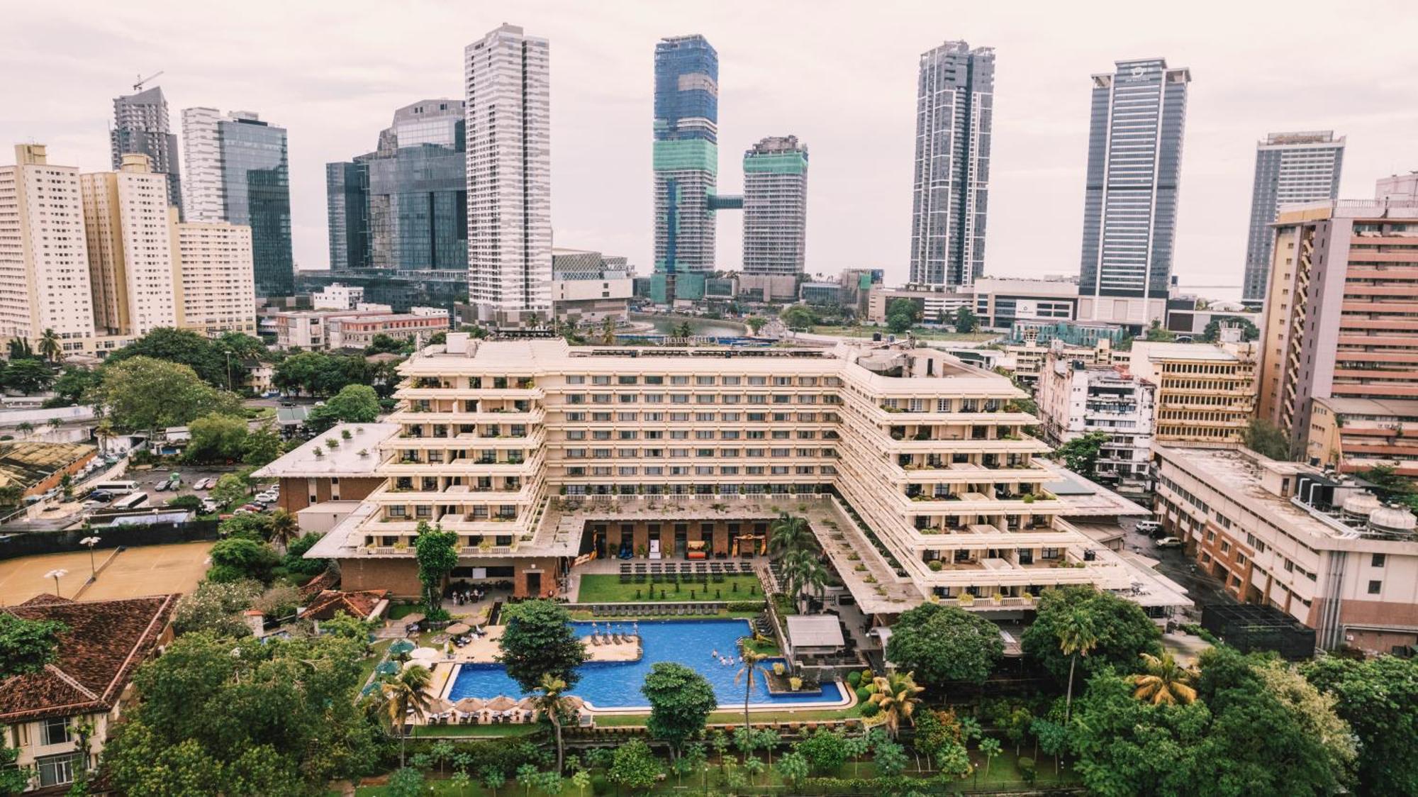Cinnamon Lakeside Colombo Kültér fotó The Royal Thai Police Hospital