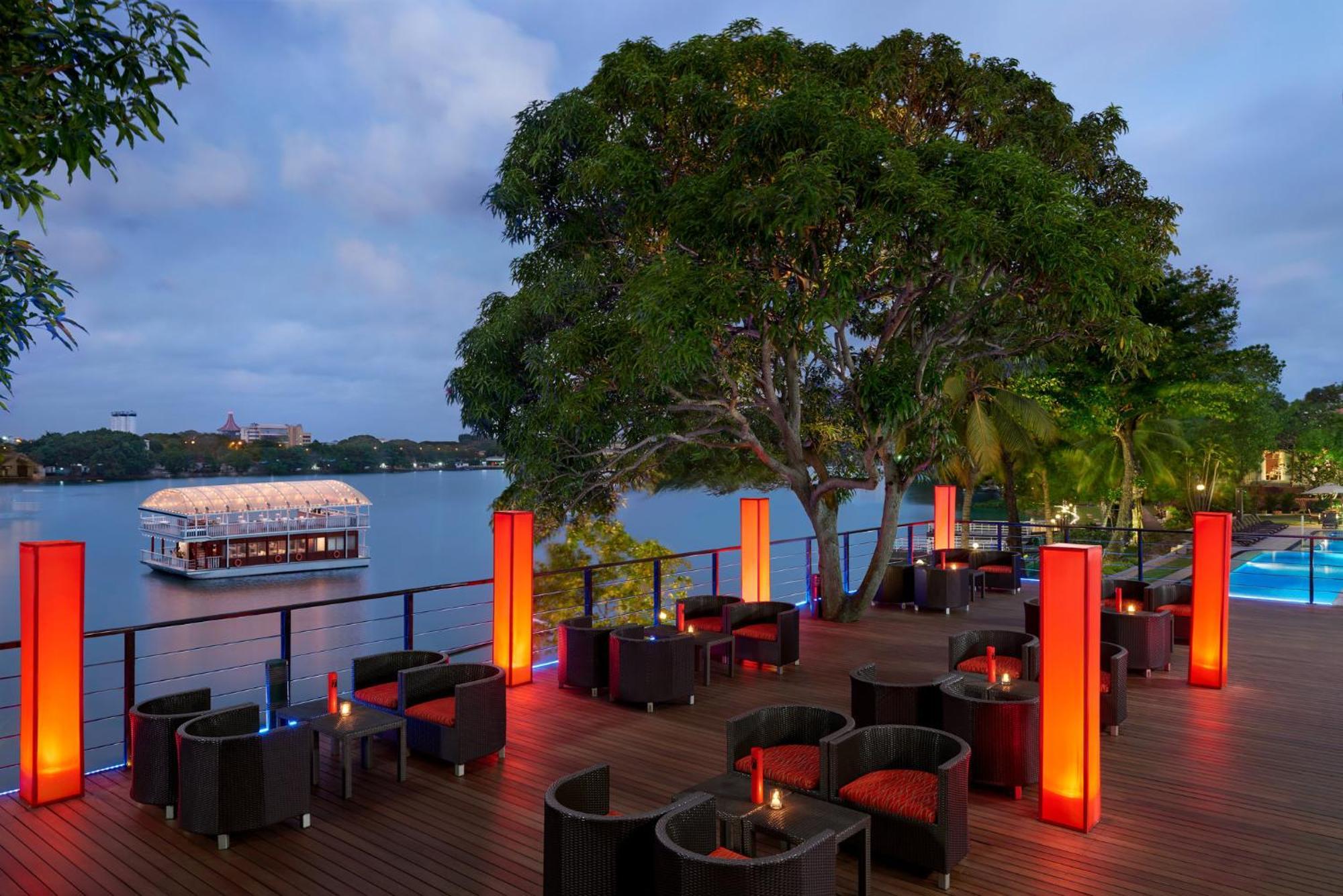 Cinnamon Lakeside Colombo Kültér fotó The Deck