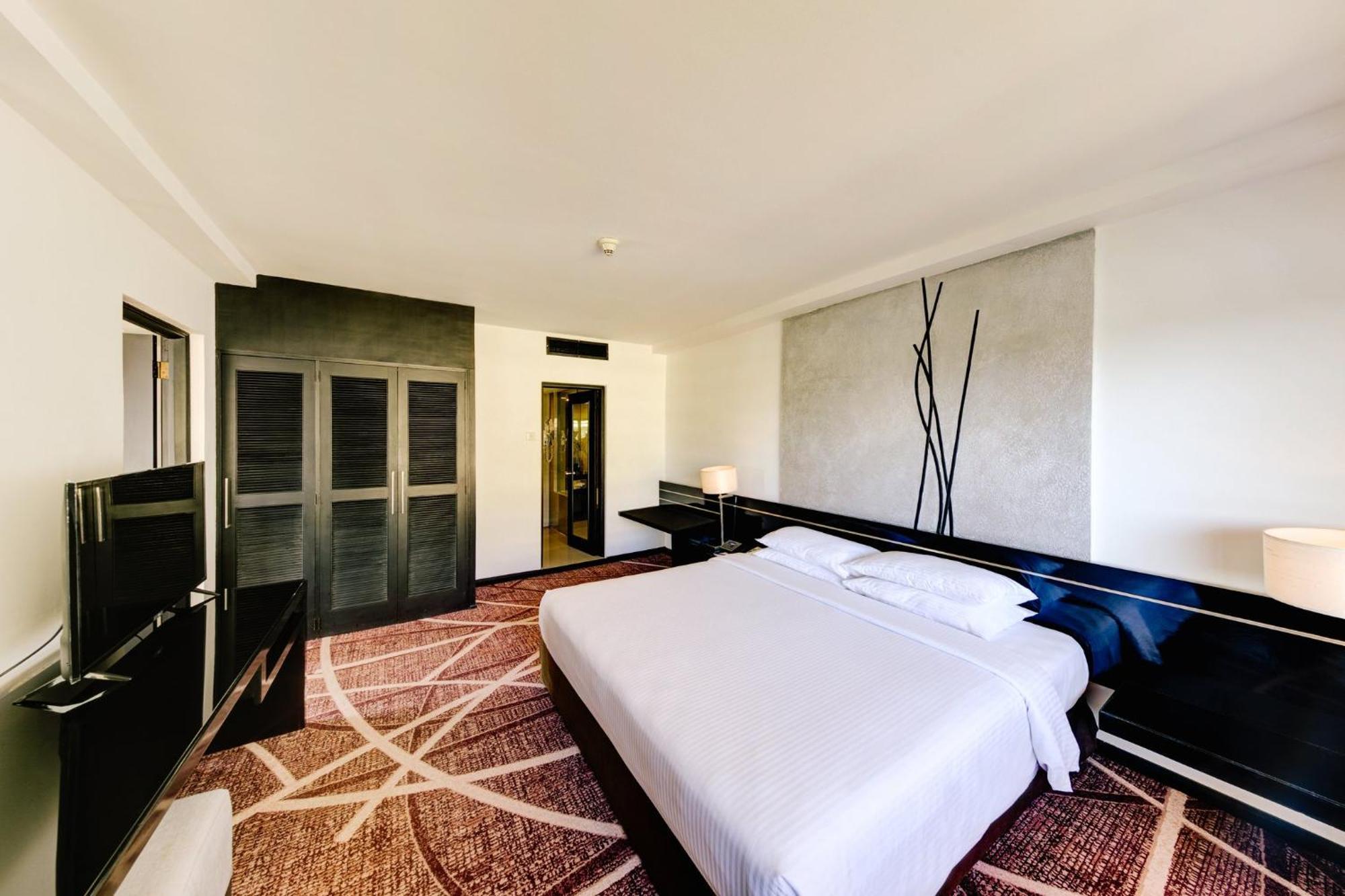 Cinnamon Lakeside Colombo Kültér fotó Deluxe Room