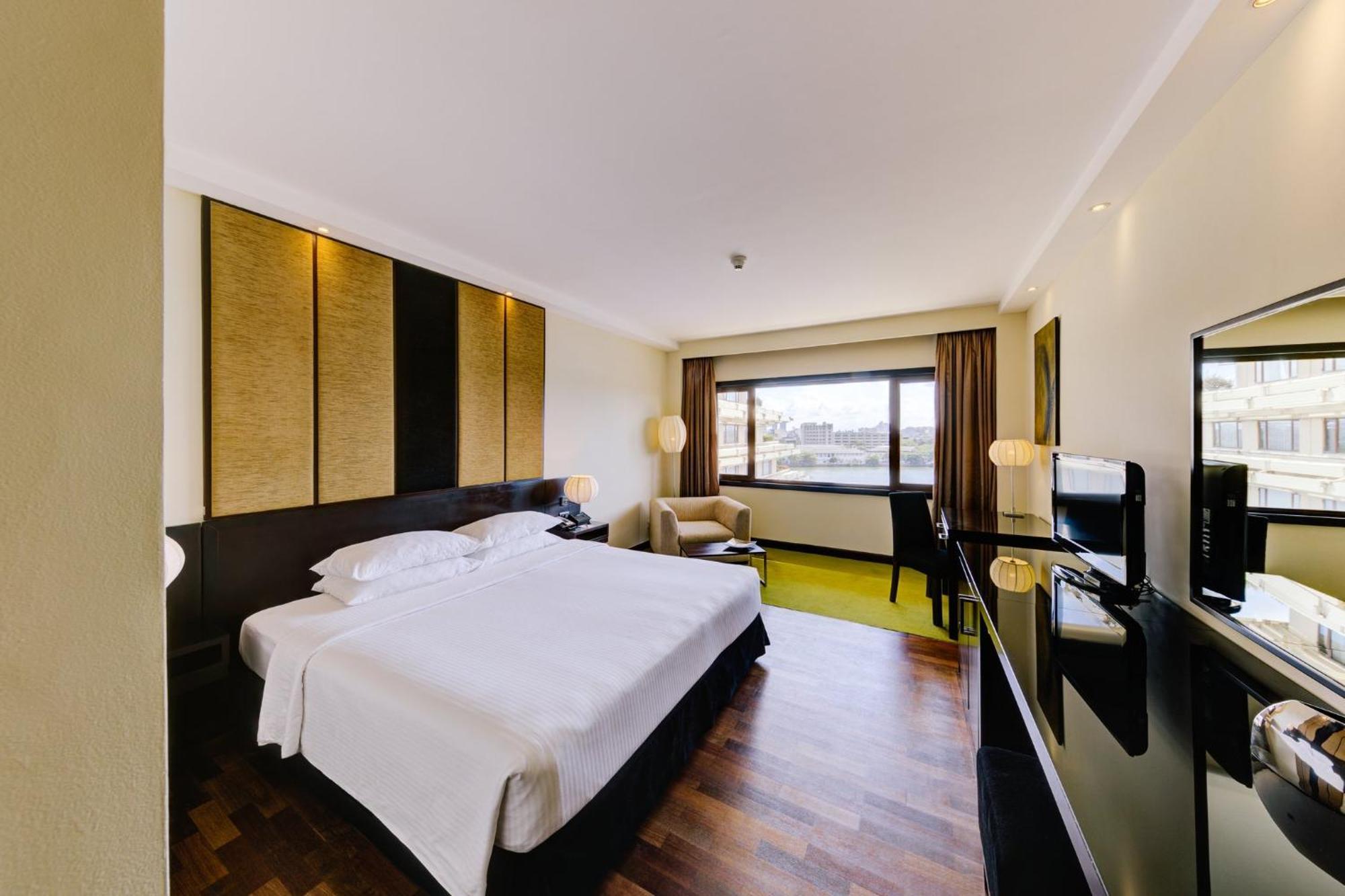 Cinnamon Lakeside Colombo Kültér fotó Deluxe Room